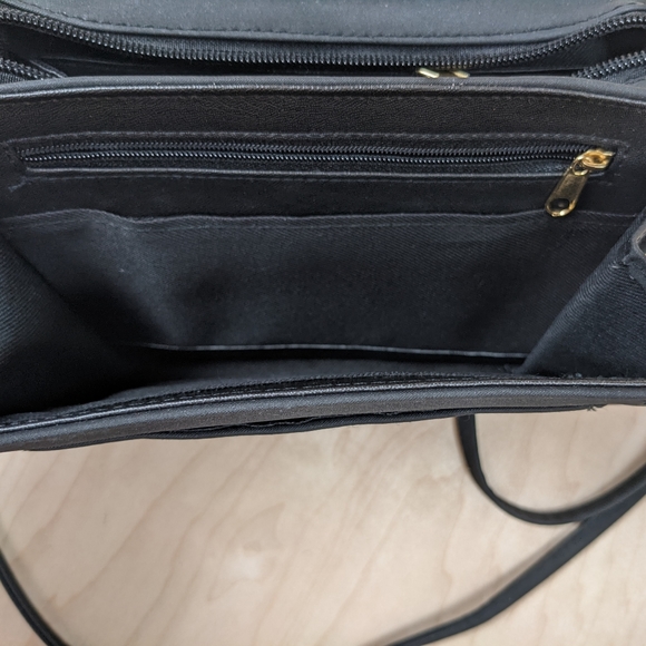 Black, Crossbody Multi-Compartment Small Busy Bag - Picture 8 of 10